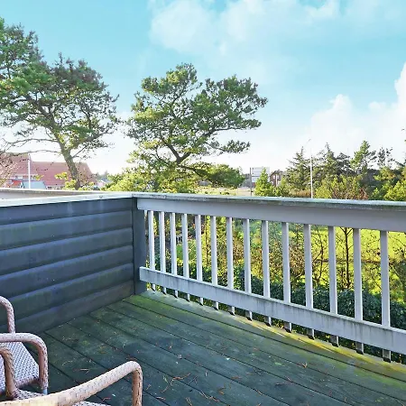 Two-bedroom Holiday In 7 * Blåvand