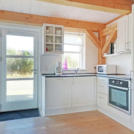 Two-bedroom Holiday In 7 Tatil Evi Blåvand